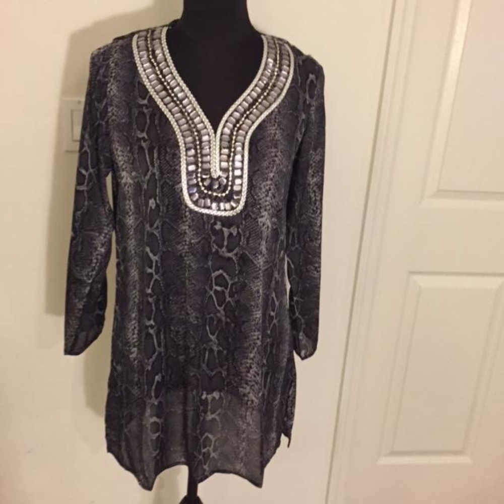 IMAN Grey & Black Jeweled V-Neckline w/Silver Piping Tunic Top Blouse NWT $99.00